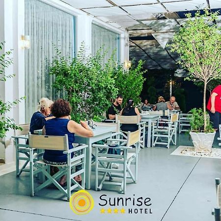 Sunrise Hotel ซารานเดอ ภายนอก รูปภาพ
