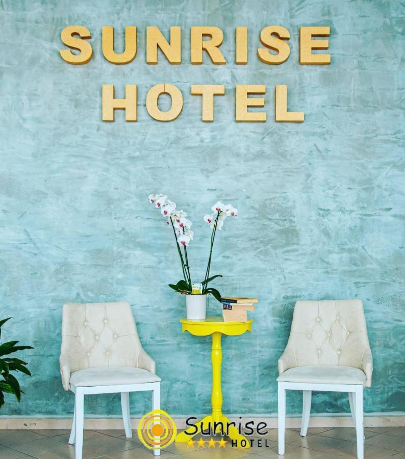 Sunrise Hotel ซารานเดอ ภายนอก รูปภาพ