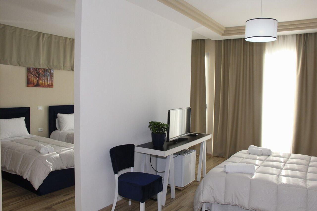 Sunrise Hotel ซารานเดอ ภายนอก รูปภาพ
