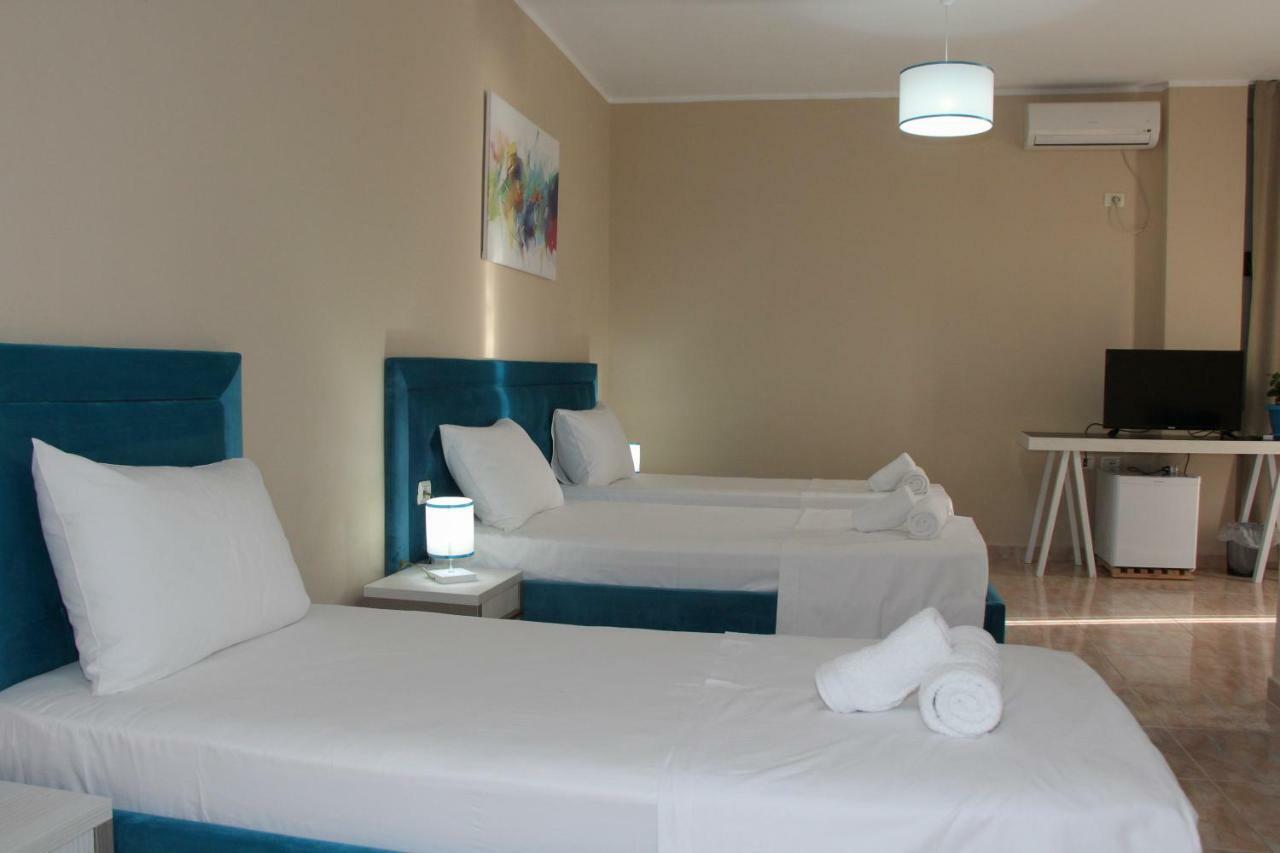 Sunrise Hotel ซารานเดอ ภายนอก รูปภาพ