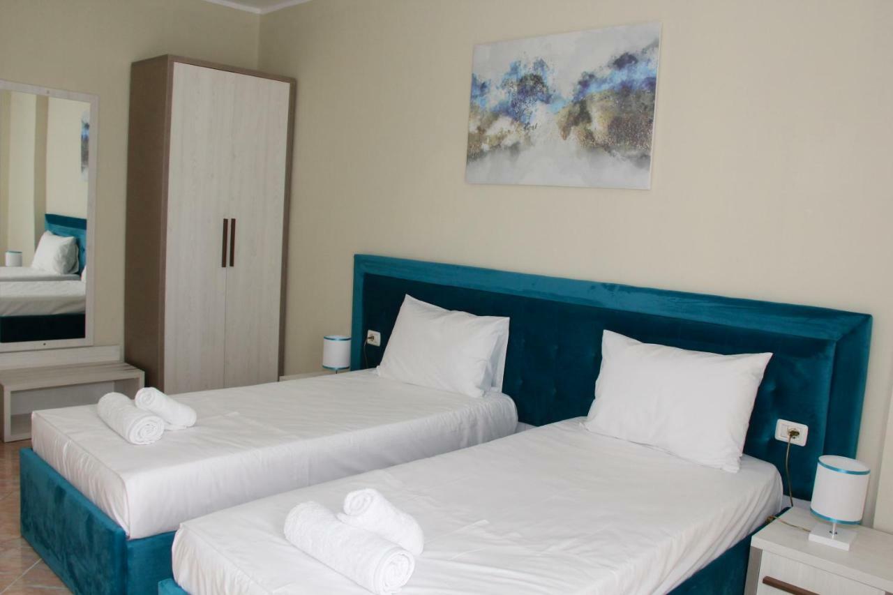 Sunrise Hotel ซารานเดอ ภายนอก รูปภาพ